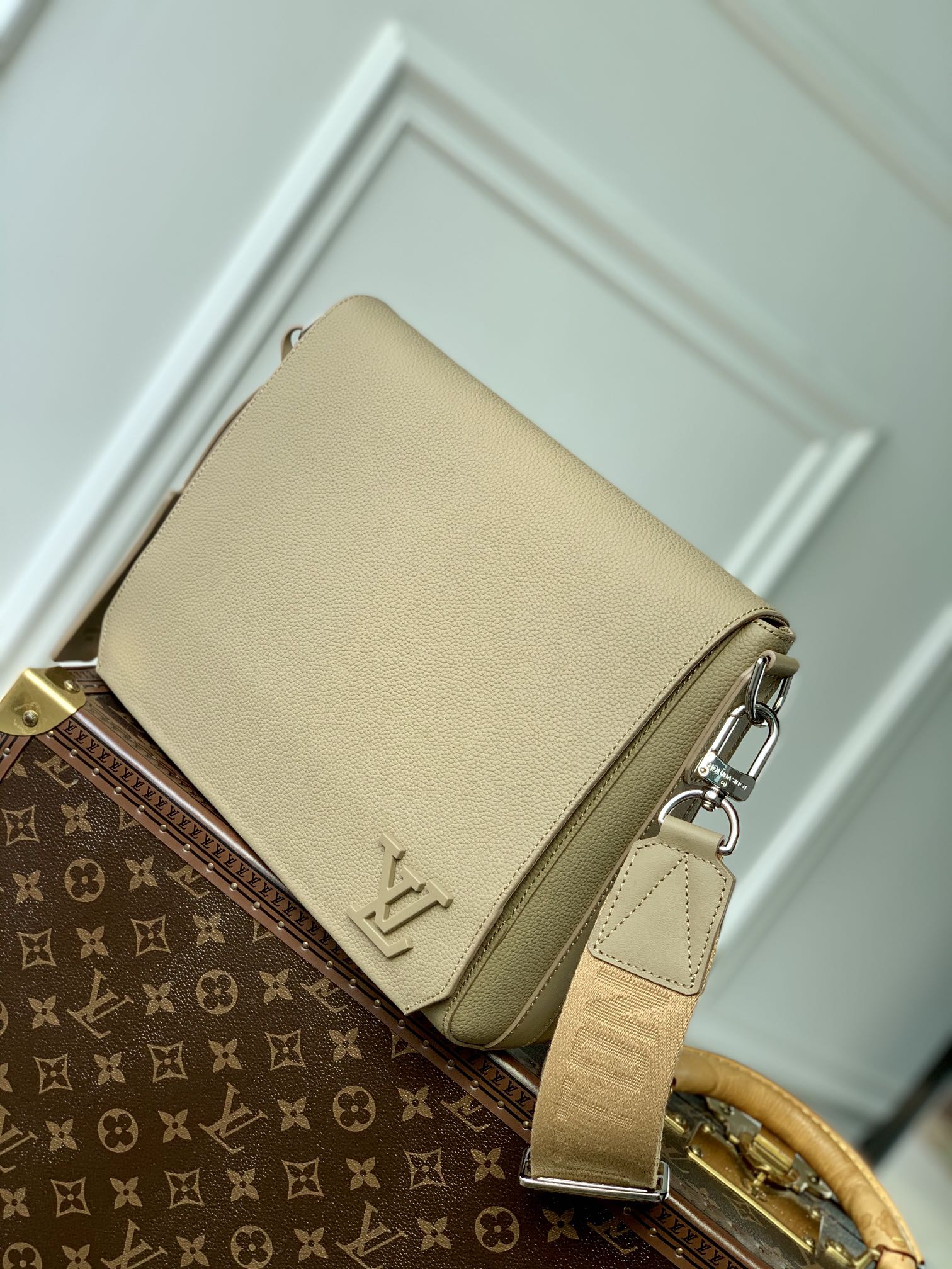 Mens LV Satchel bags